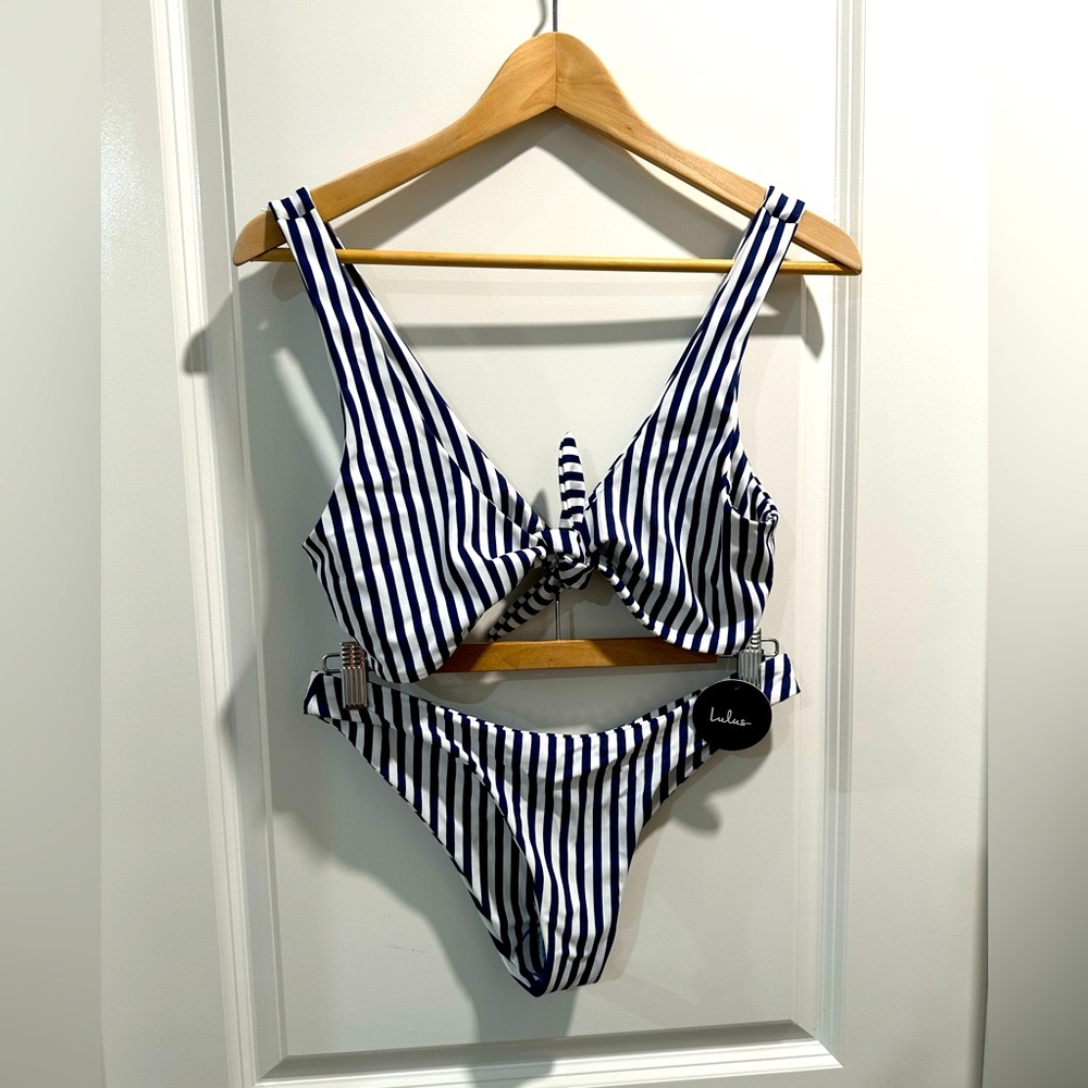 BRAND New with tags - LULUS Tie Front High Waisted Bikini